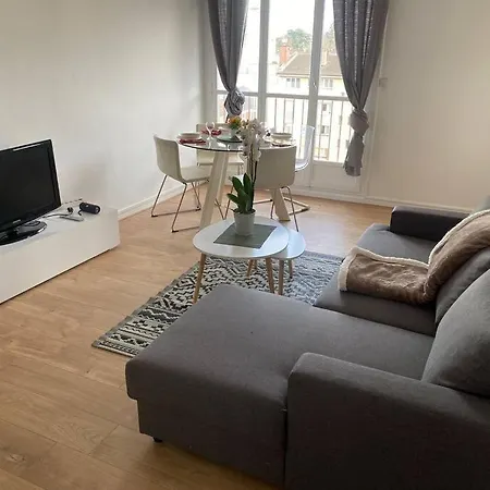 Apartment Renove Et Spacieux, Terrasse, 4 Pers Franconville (Val-d'Oise)