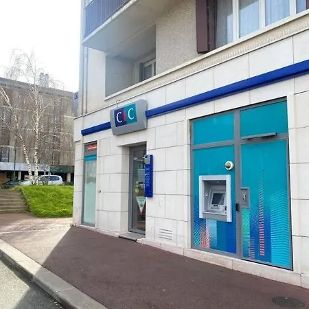 Apartment Renove Et Spacieux, Terrasse, 4 Pers Franconville (Val-d'Oise)